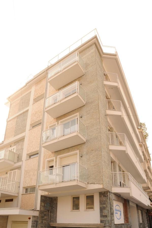 Casa Vacanze Medit Alassio Buitenkant foto